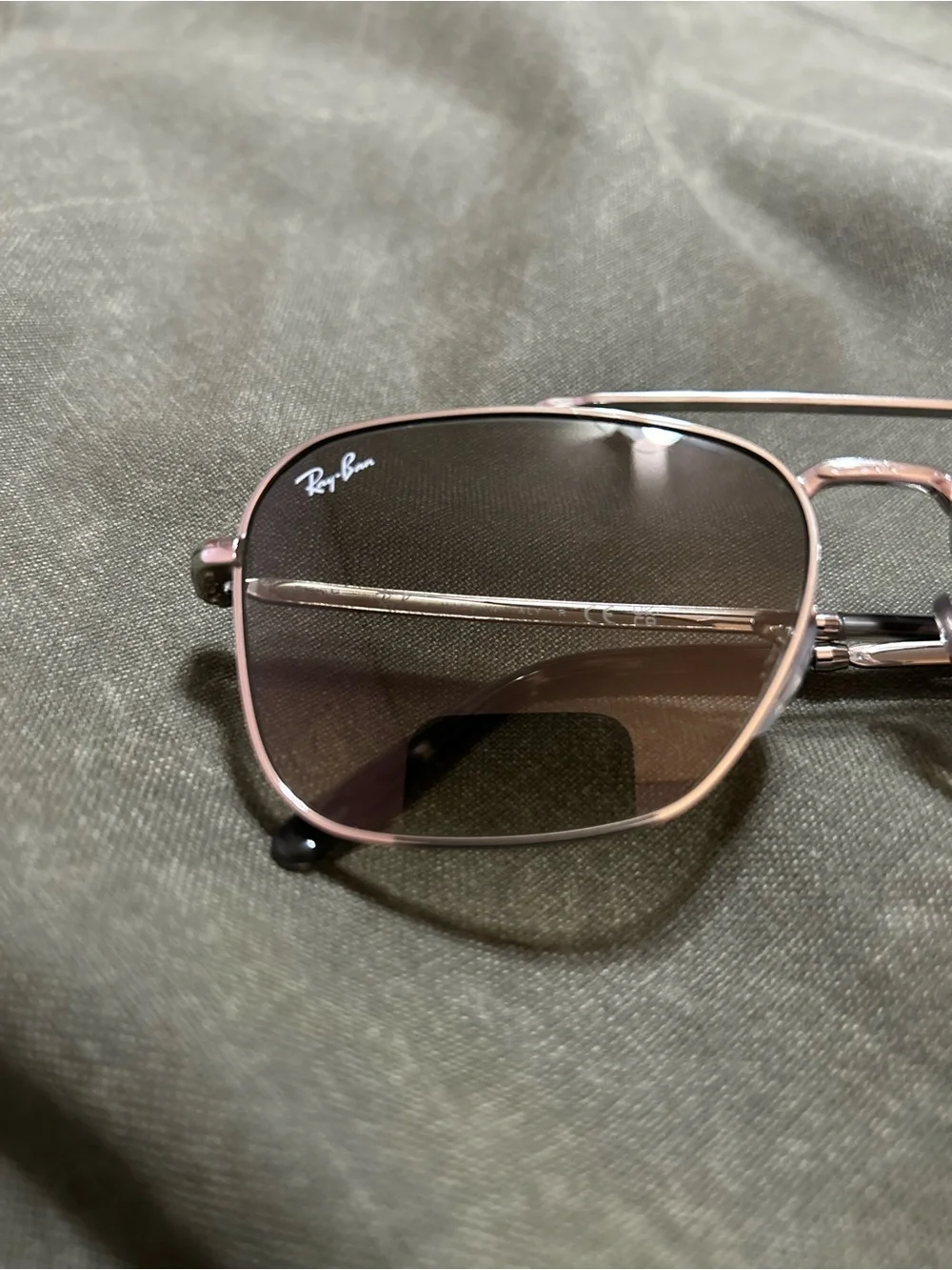 Like Brand-New Ray-Ban New Caravan sunglasses